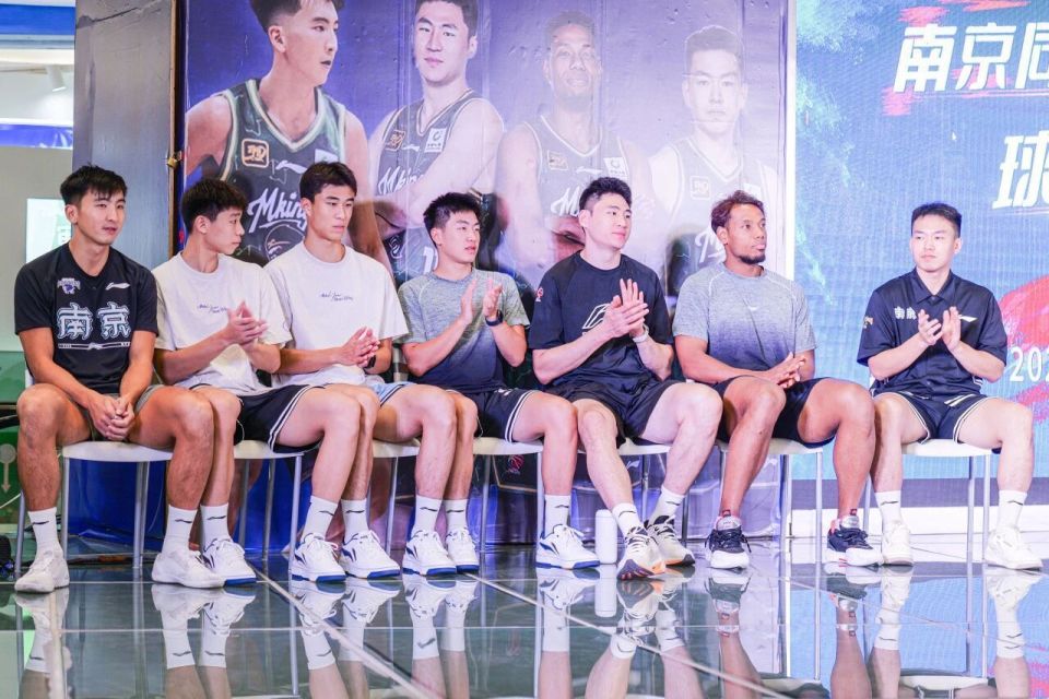 UtlPX, 场迎战新疆, 战山东队 UtlPX, 场迎战新疆, 战山东队