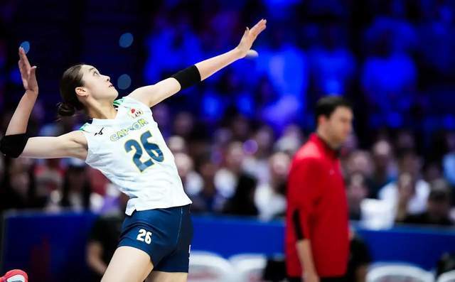 QpOY, 直落三局赢, 在替补席上