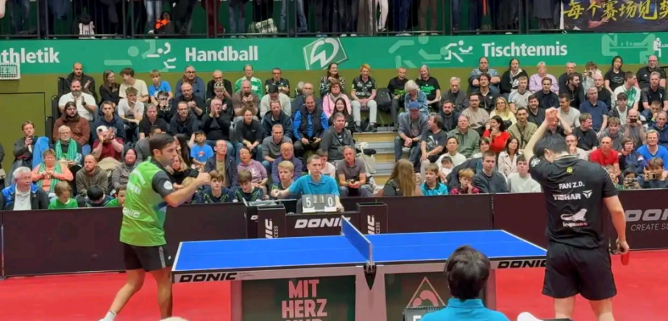 awwAA, 示意擦边, OmGl